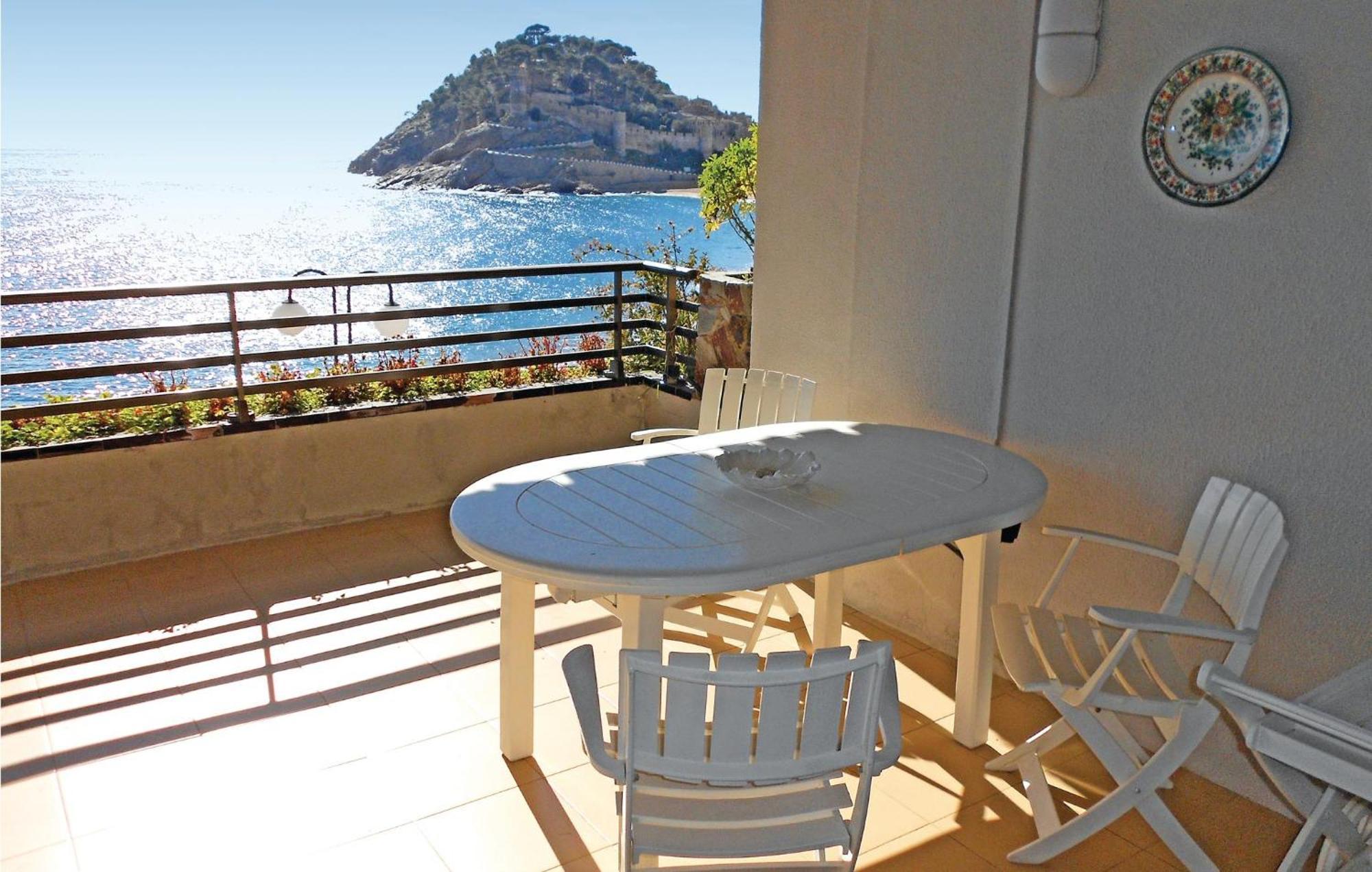 Stunning Apartment In Tossa De Mar With Wifi Экстерьер фото